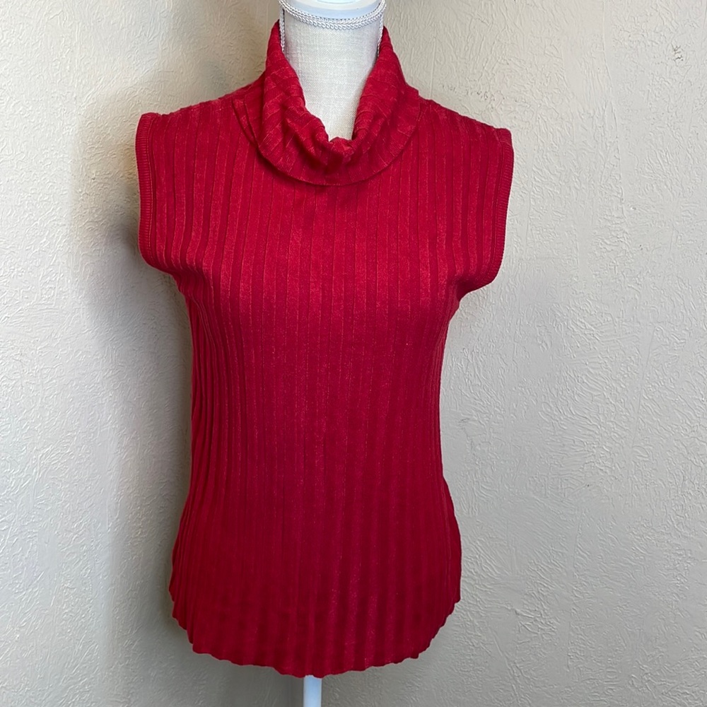 Studio Y Ribbed Red Sleeveless Turtleneck